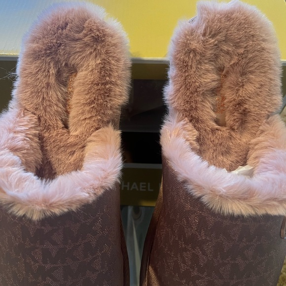 Michael Kors JANIS SLIPPER - Picture 4 of 6